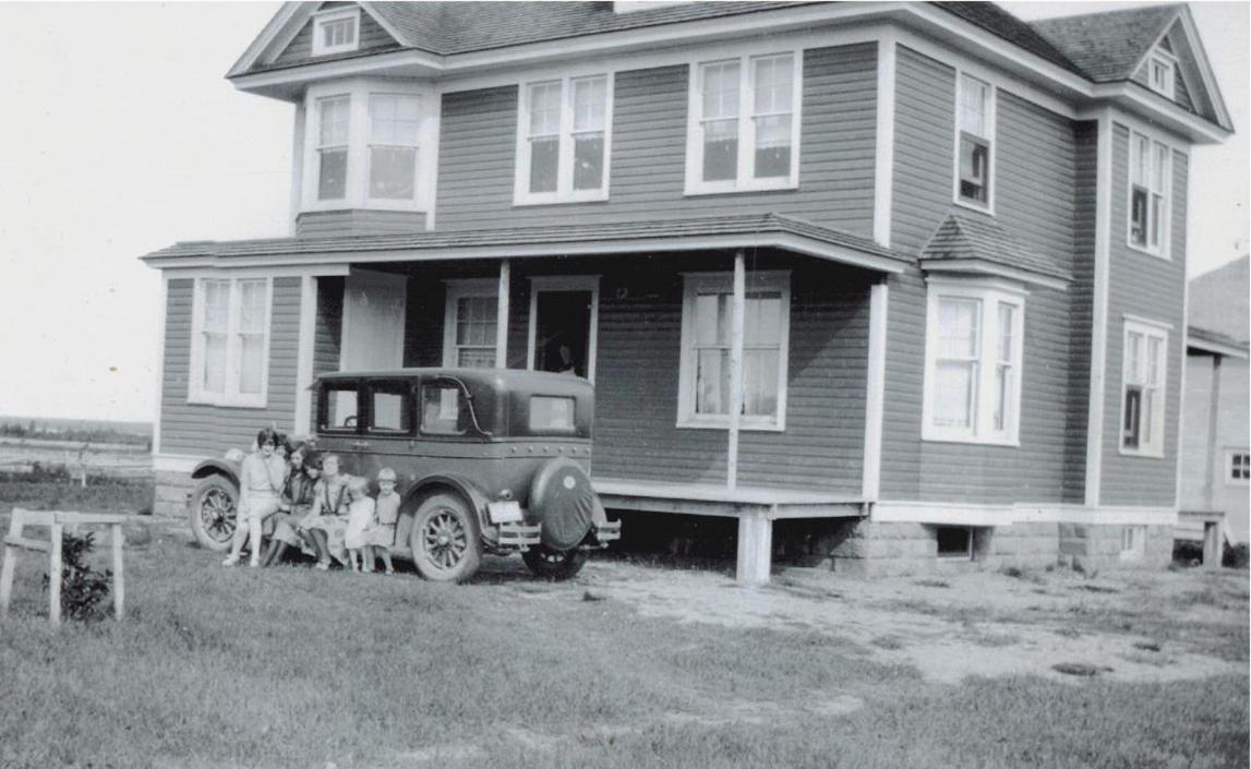 Complexe D'Hebergement La Maison Touristique Dugas Caraquet Exterior photo